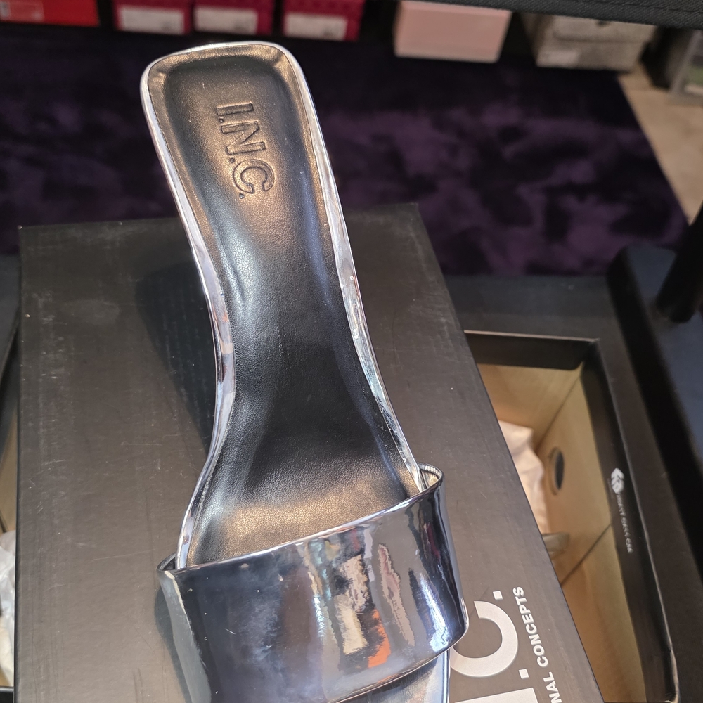INC International Concepts Silver Heels - Picture 6 of 7